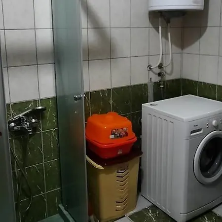 Pineapple 斯科普里